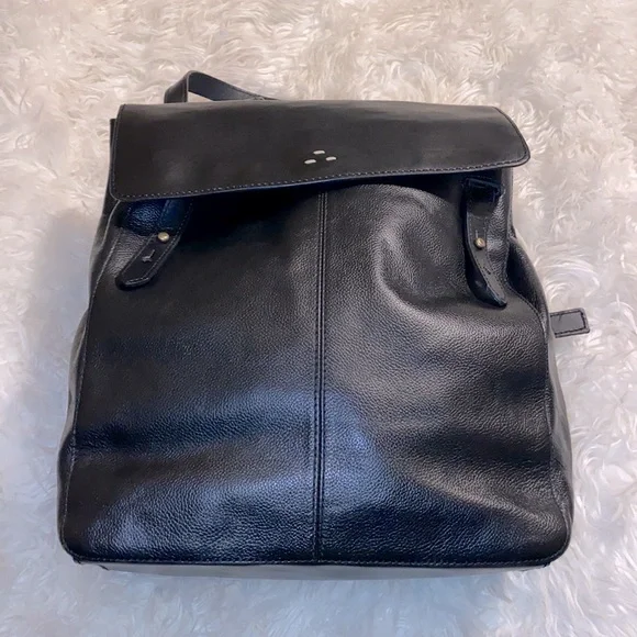 KELSI DAGGER GENUINE LEATHER BROOKLYN NORTHSIX BACKPACK - Picture 2 of 6